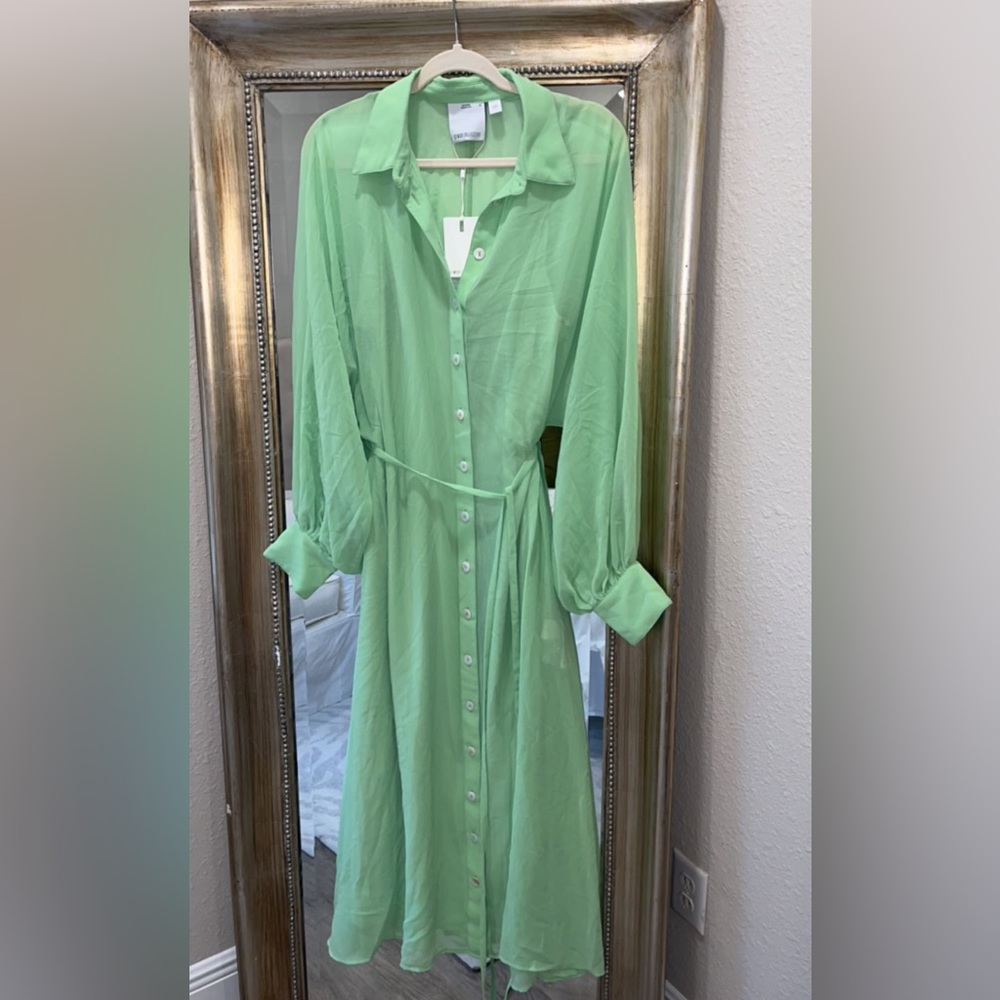 Green C/MEO Collective dress!! Size Medium but fits more like a large!